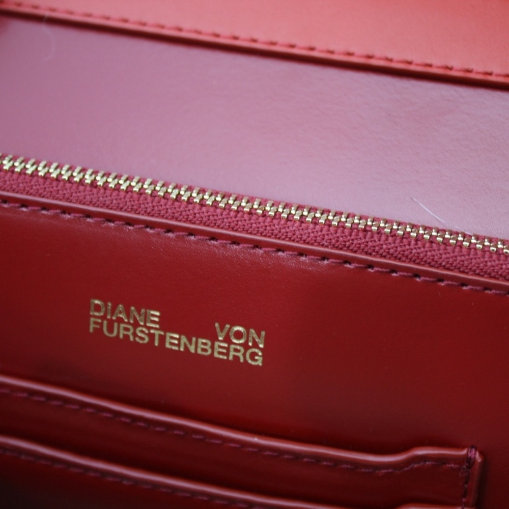 DIANE VON FURSTENBERG SILK & LEATHER BAG NWT - Picture 4 of 9